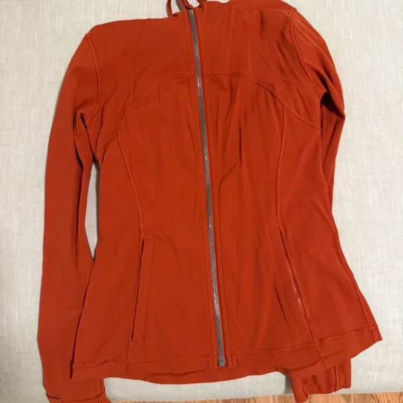 lululemon athletica Hooded Define Jacket Nulu Size 8 in Cayenne - Picture 6 of 9